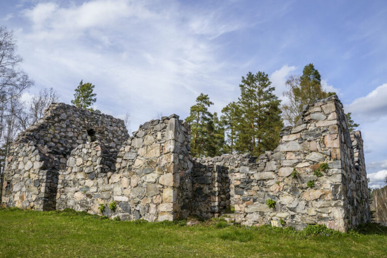 Hannäs kyrkoruin
